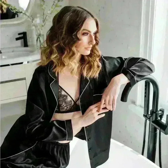 Natural Silk Pajama Set  Long Sleeve by Less Is Amor - Picture 3 of 7